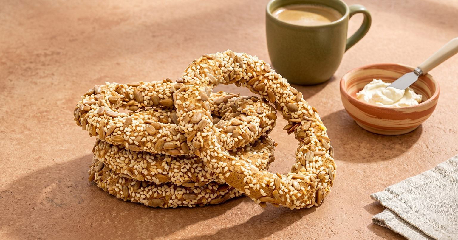 Kourkoulos Multiseed Bread Ring on the table