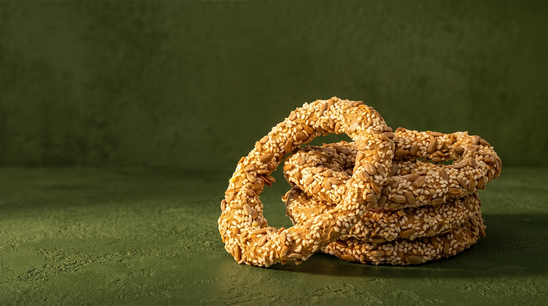 Kourkoulos Multiseed Bread Ring